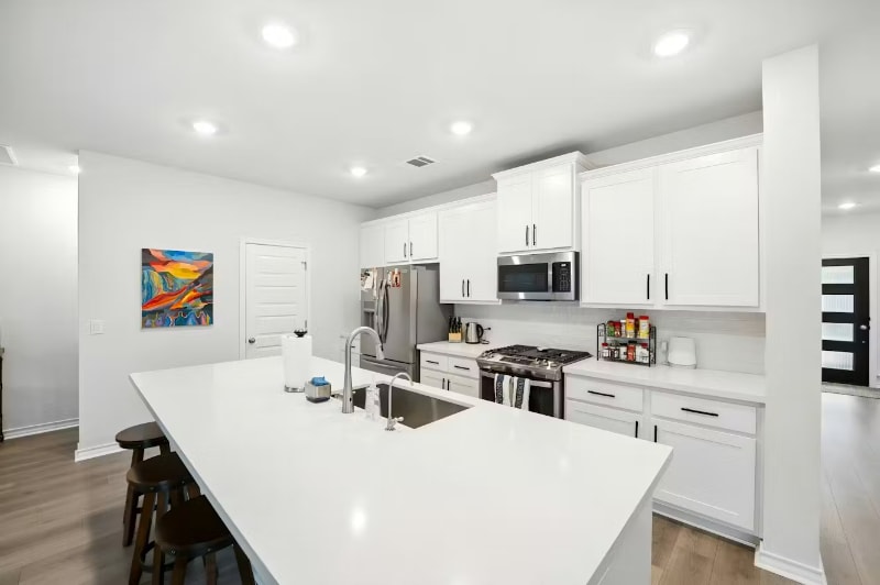 Building Photo - 4808 Plum Peach Bend