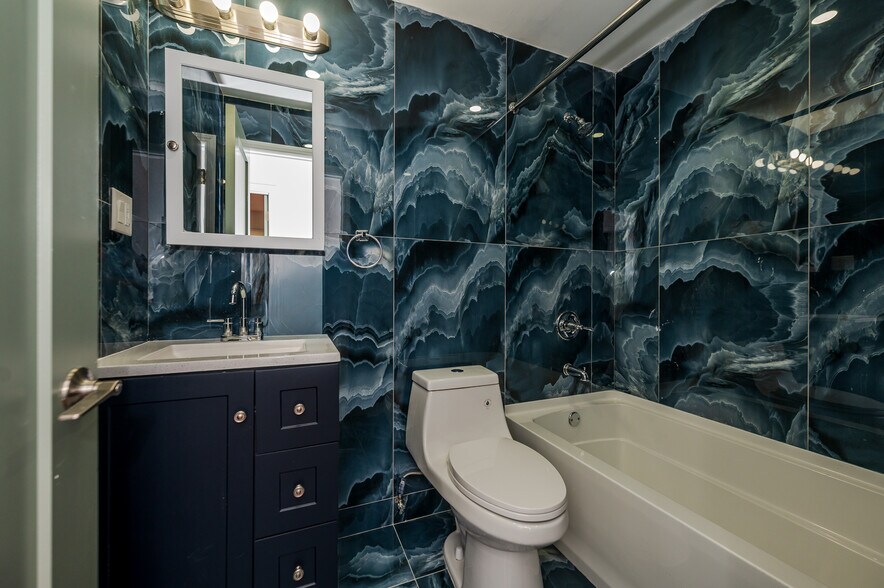 Building Photo - 10713 220th St