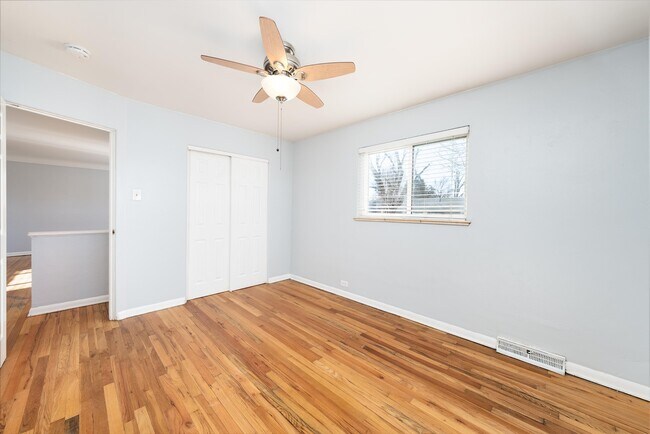 Building Photo - 8989 E 12th Ave