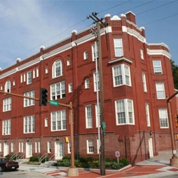 Primary Photo - San Regis Apartments