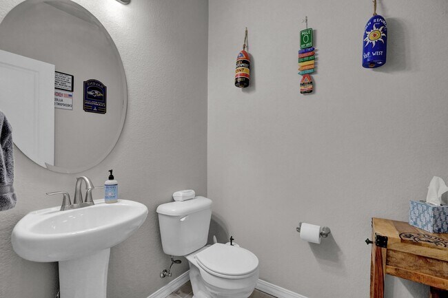 Building Photo - 8345 Talc Dr