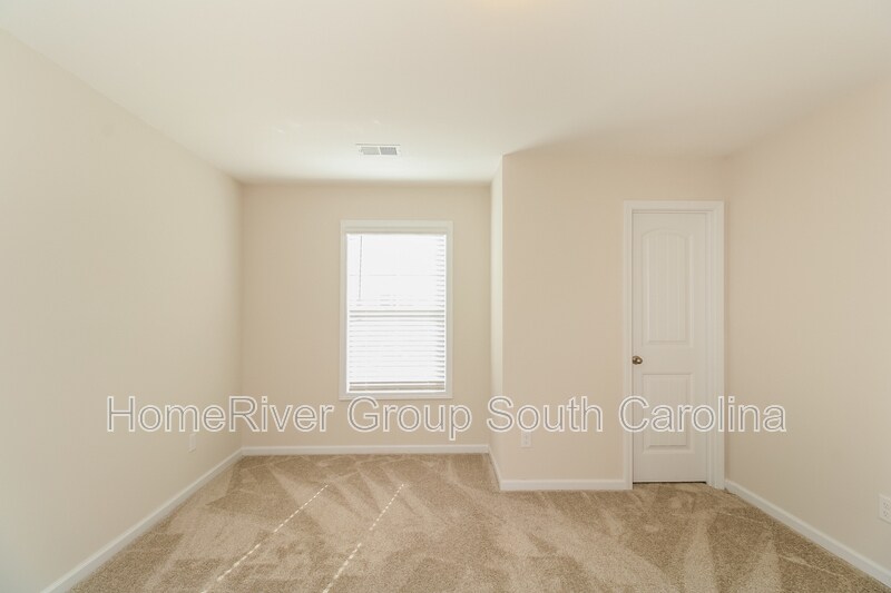 Building Photo - 355 Niblick Dr
