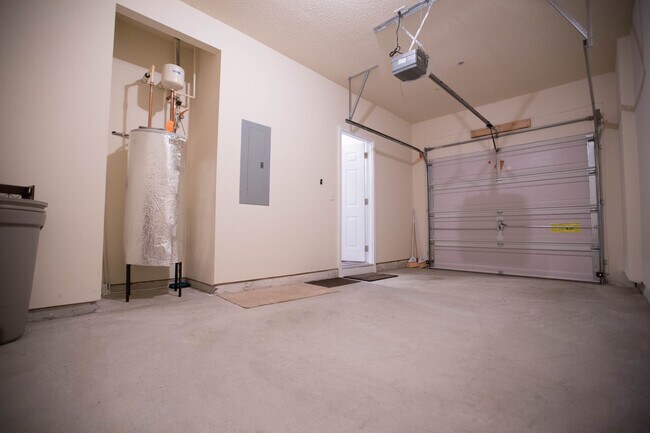 Garage - 220 Azalea Cir