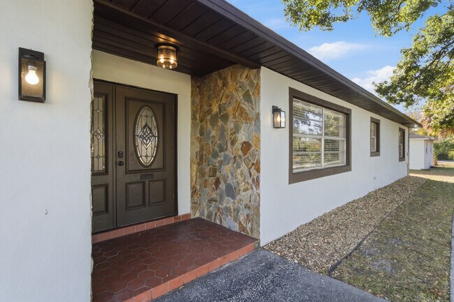 Building Photo - 4420 W Carmen St