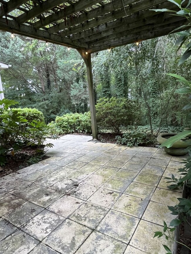 Building Photo - Refreshed 4 Bed home in Ballantyne