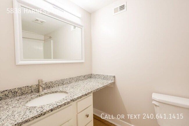 Building Photo - 5838 Harness Ct