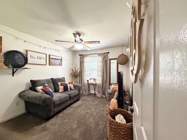 Building Photo - Fully Updated “Cottage” Home Near Colleges, Airport & Coastal Getaways