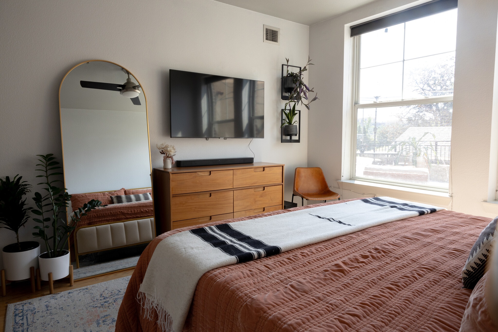 Primary Bedroom fits King size bed, side tables, dresser and mirror - 1441 Central St