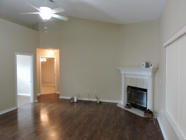 Building Photo - 5831 Buckskin Ct