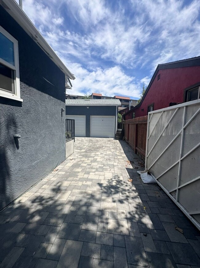 Building Photo - 4477-4479 Palm Avenue