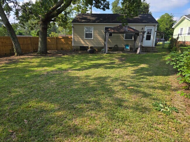Building Photo - 2229 Bandler Rd