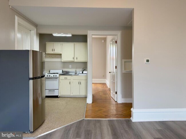 Building Photo - 2011 N 3rd St