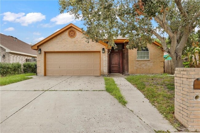 Building Photo - 13 Quamasia Ave