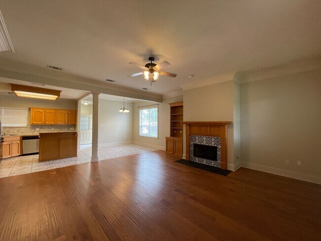 Building Photo - 10580 Springglen Ct