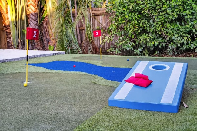 Building Photo - 2423 NE 202nd St