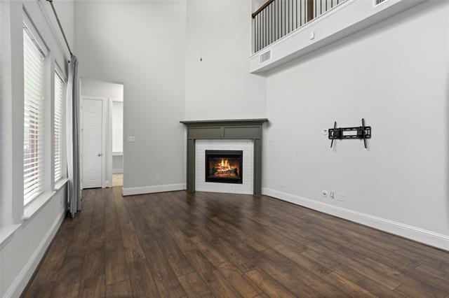 Building Photo - 1817 Oak Trail Dr