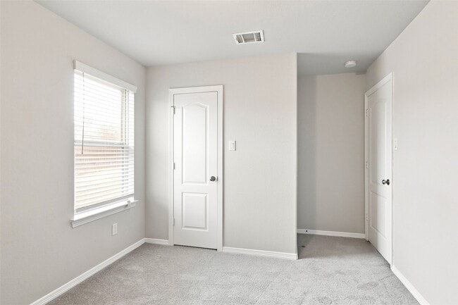 Building Photo - 24710 Russet Bluff Trl
