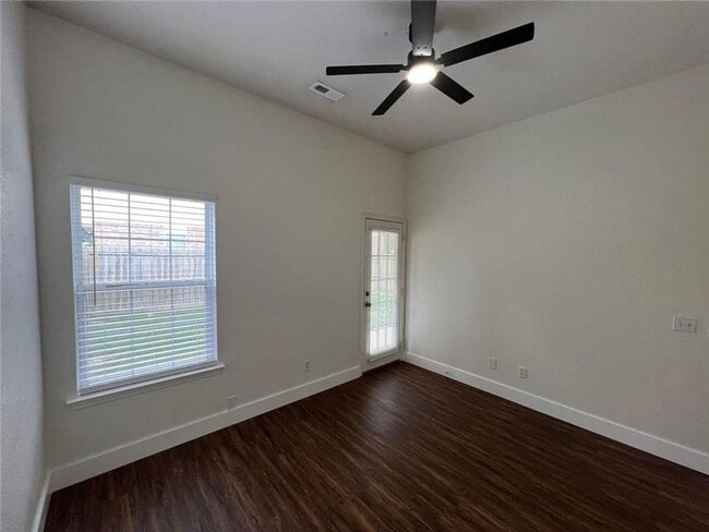 Building Photo - Fresh, stylish, and perfectly positioned on a corner home