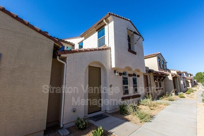 Building Photo - 3855 S McQueen Rd