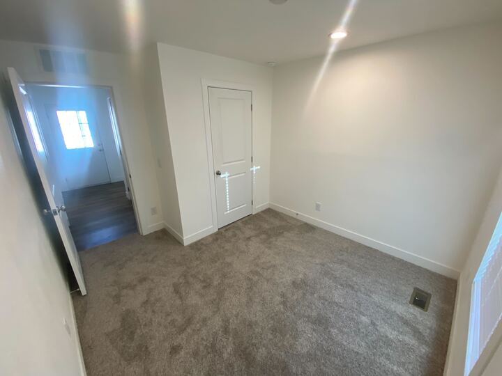 Building Photo - 2060 N Center St