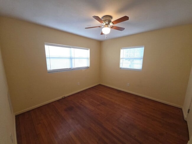 Building Photo - College Park 2 Bed w/Bonus Room