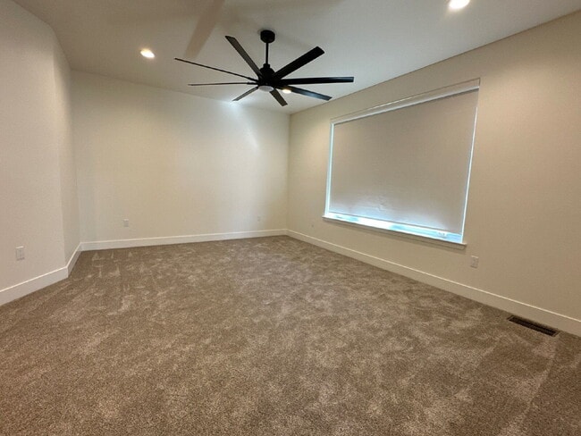 Building Photo - Ocean Views | Rooftop Deck | New Construction | For Lease $4,200/mo.