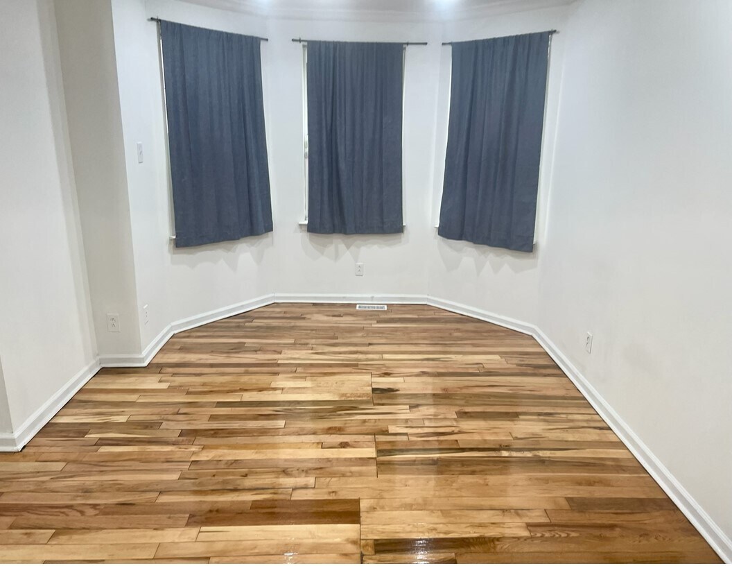 Building Photo - 752 N 40th St