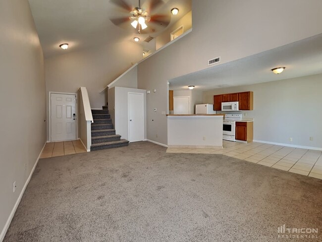 Building Photo - 1310 Kenwood Dr