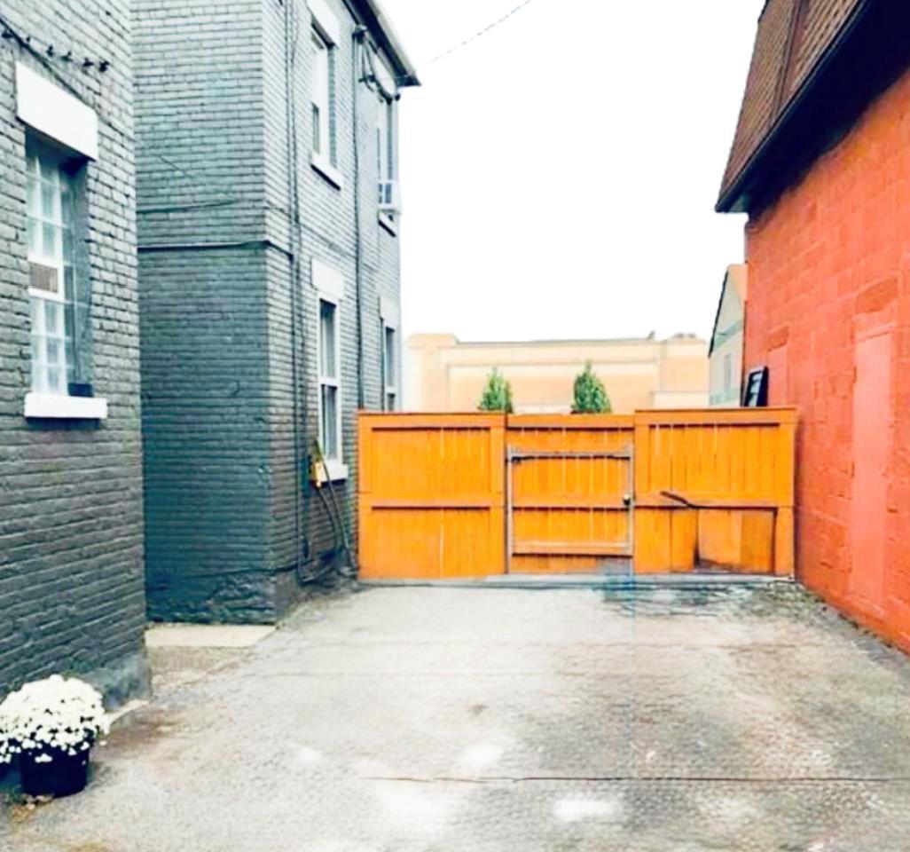 Building Photo - 36 S Union St