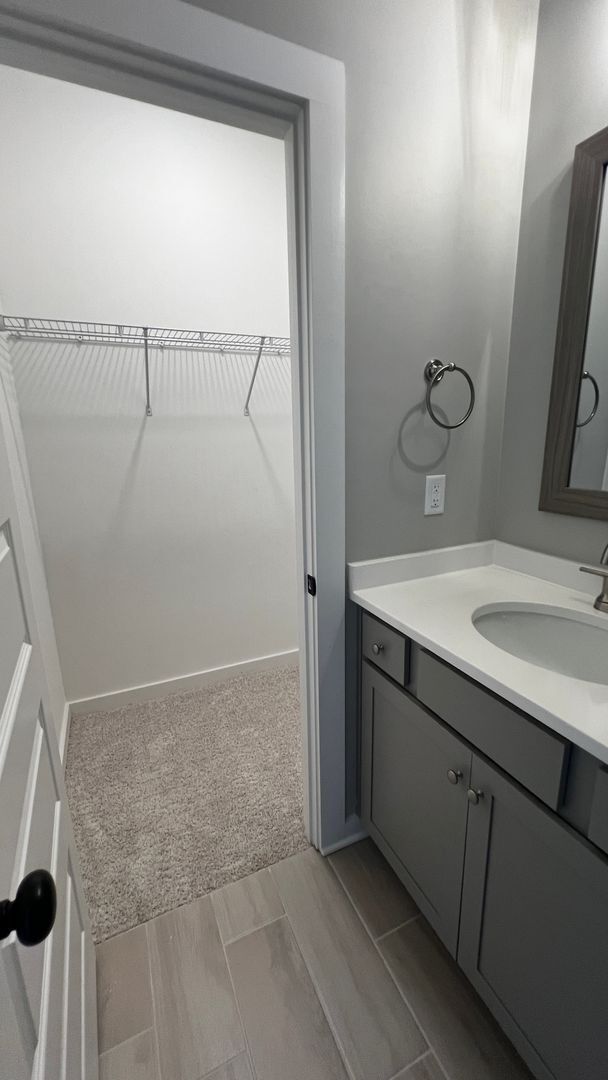 Building Photo - Spain Park Schools 3 Bedroom / 3 Bath Townhouse newly constructed