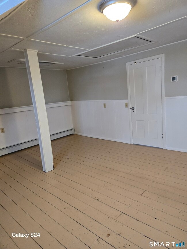 Building Photo - 60 Grove St