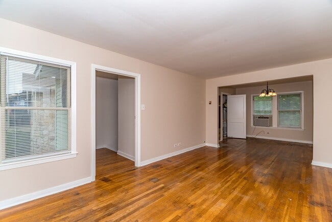 Building Photo - TERRELL HEIGHTS DUPLEX - ALAMO HEIGHTS I.S.D.