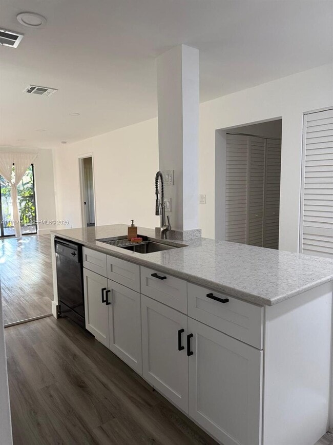 Building Photo - 9517 NW 2nd Pl