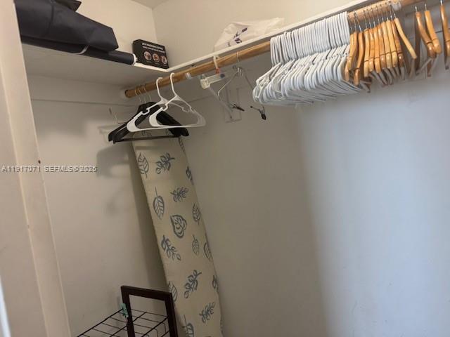 Building Photo - 5401 Collins Ave