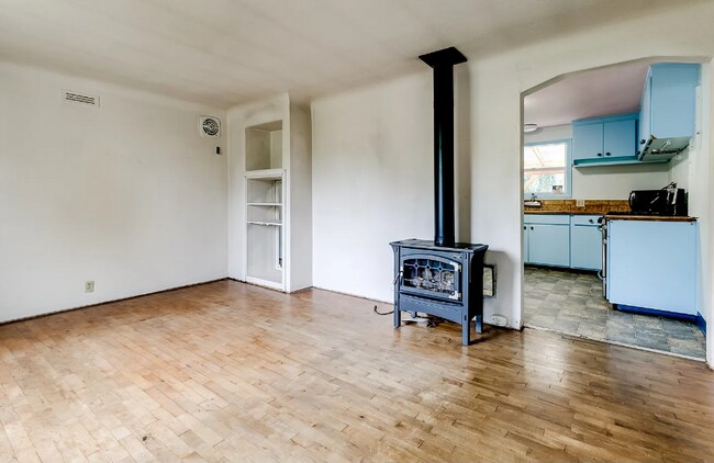 Building Photo - 1940 Hayes St