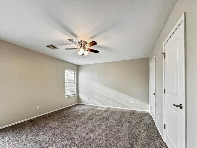 Building Photo - 1729 Everglade Ct