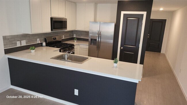 Primary Photo - 17921 Valle Cupa Ln