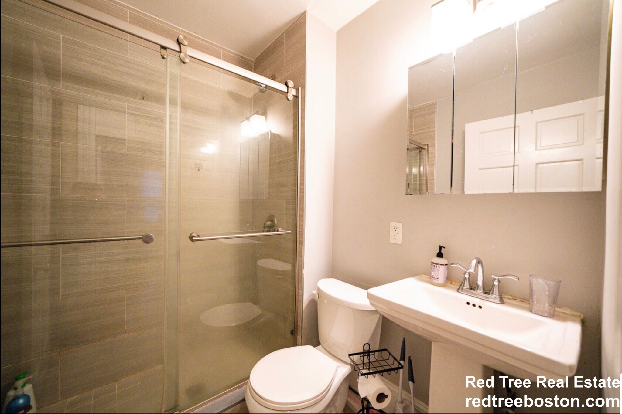 Building Photo - 135 Saint Alphonsus St