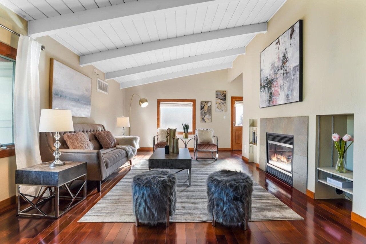 Building Photo - 2417 Johnson Pl