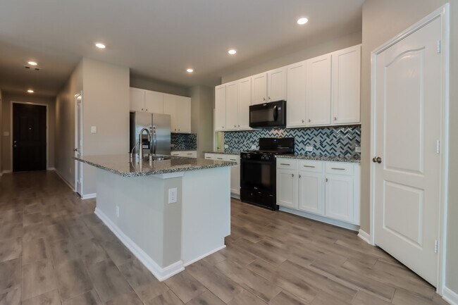 Building Photo - 22235 Davenport Downs Ln