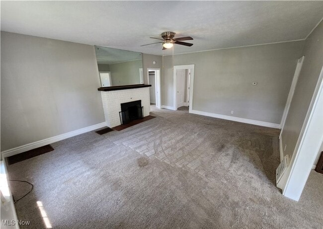 Building Photo - 2753 Canfield Rd