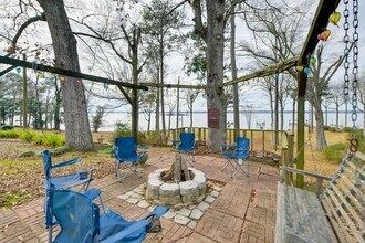 Building Photo - 141 Sunflower Ct