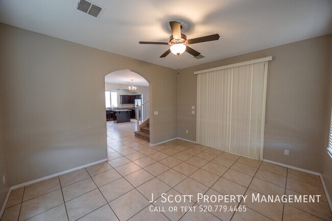 Building Photo - 17737 W Mandalay Ln