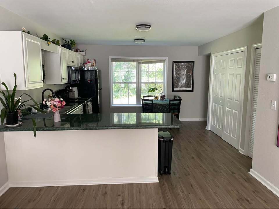 Building Photo - 119B Heatherbrook Ct