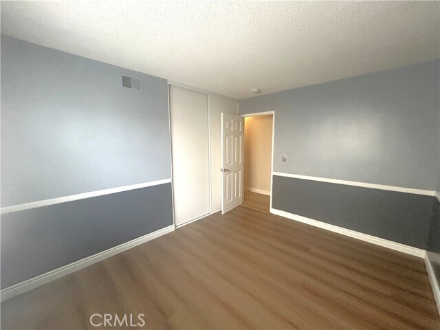 Building Photo - 2320 Songbird Ln