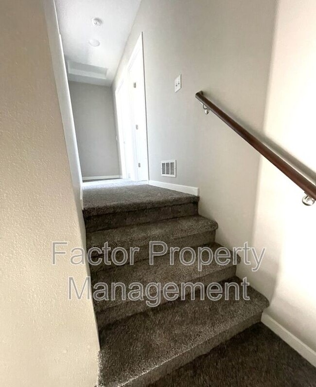 Building Photo - 3130 Scotch Ln