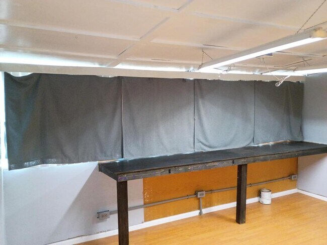 Building Photo - 12391 Rockhill Rd