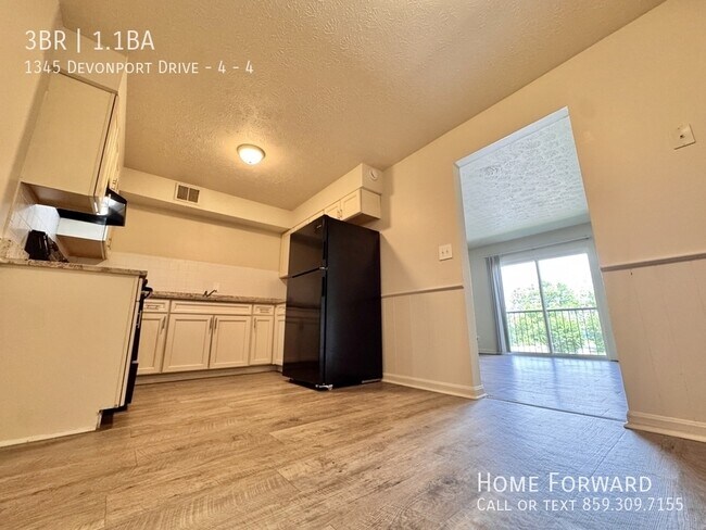Building Photo - 1345 Devonport Dr