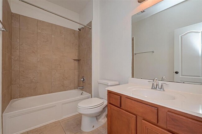 Building Photo - 71 N Rocky Point Cir