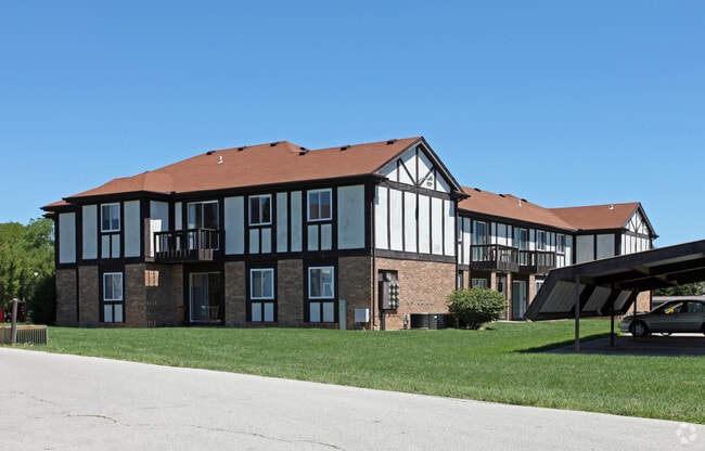 Building Photo - 1800 Middlesbrough Ct